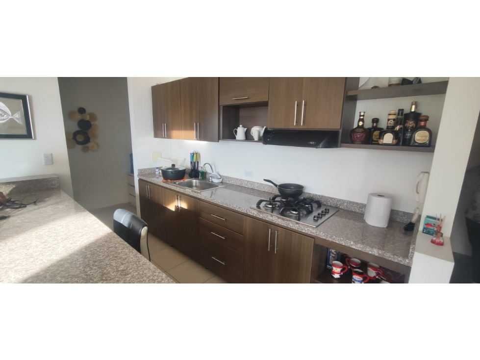 Lindo apartamento de 87 M2 en 420 mill en La Mesa Cund, con vista — foto 4