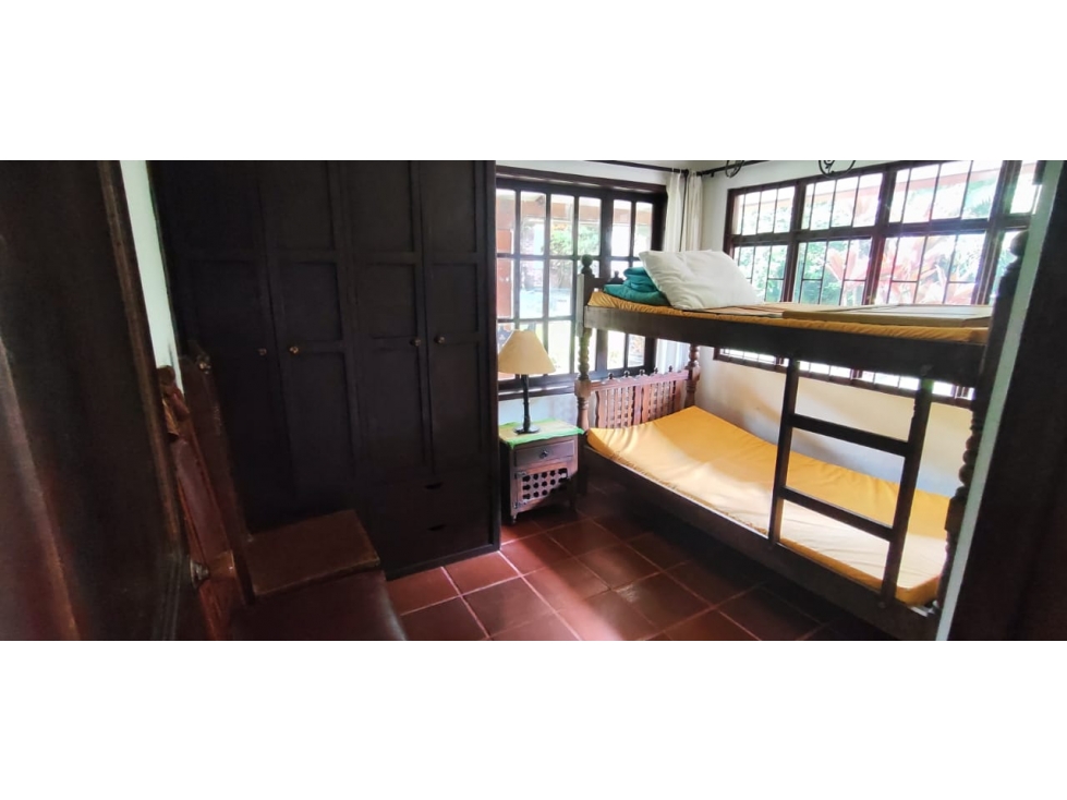 Hermosa casaquinta de 1920 en 790 mill en La Esperanza, La Mesa Cund — foto 5