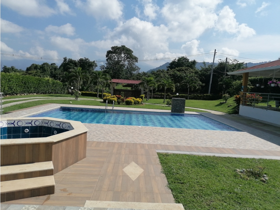 Hermosa CASA QUINTA CAMPESTRE en La Mesa cundi 2.400 m2, 43380 m2 — foto 4