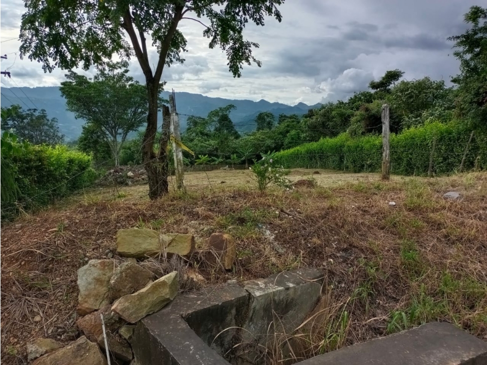 Se vende lote de 1080 M2 en 350 mill negoc, en La Mesa Cund, COL. — foto 4