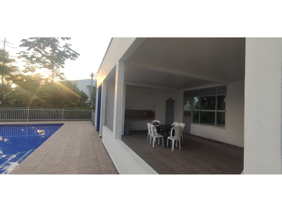 Venta de casa urbana de 198 M2 en 480 mill en La Mesa cund, COL. — foto 4