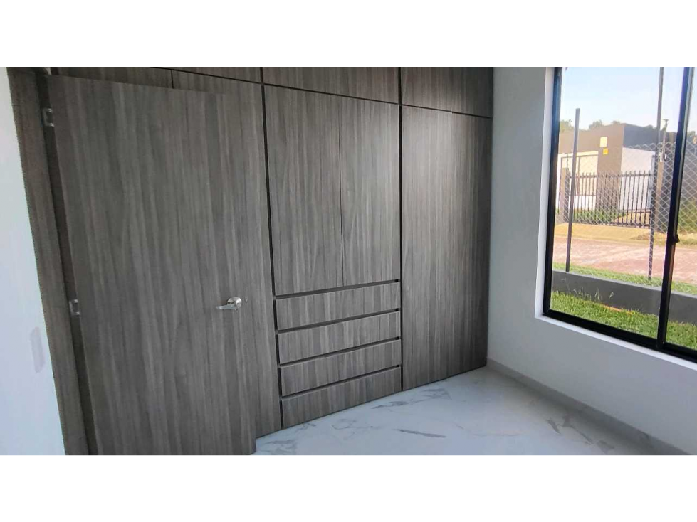 ESTRENA CASA urbana de 250 M2 en 490 mill en #lamesacundinamarca — foto 4