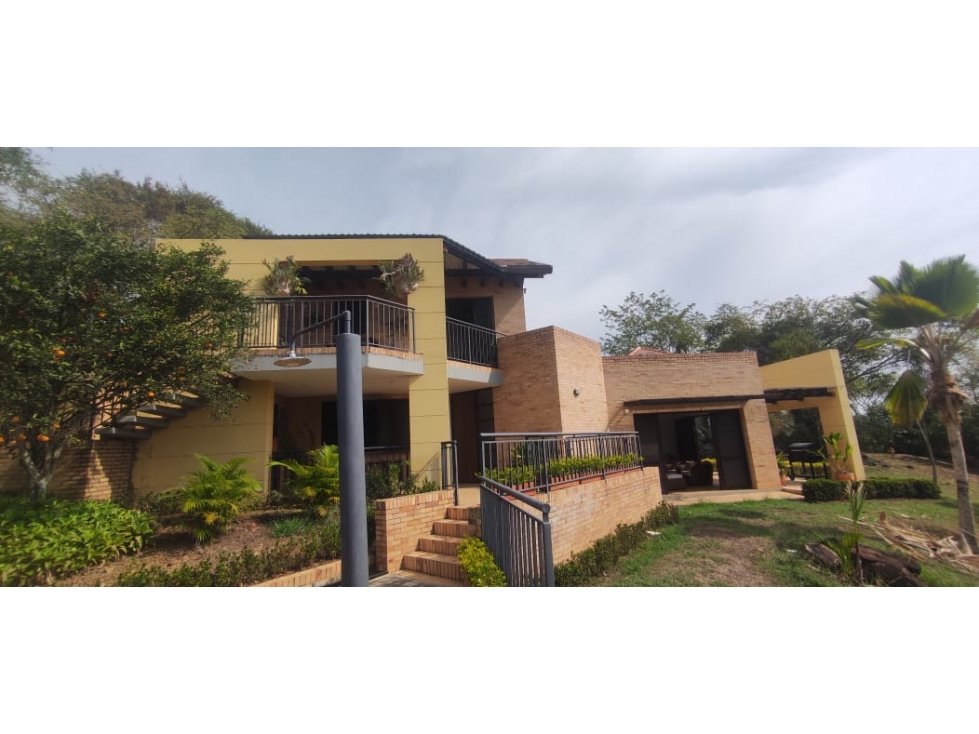 Casaquinta con piscina, 6500 M2 en 1399 mill en La Mesa CUND - 6