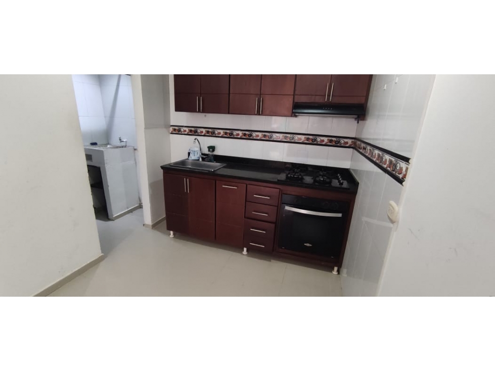 Se vende casa urbana de 170 M2 aprox, en 390 mill en La Mesa Cund, COL — foto 2