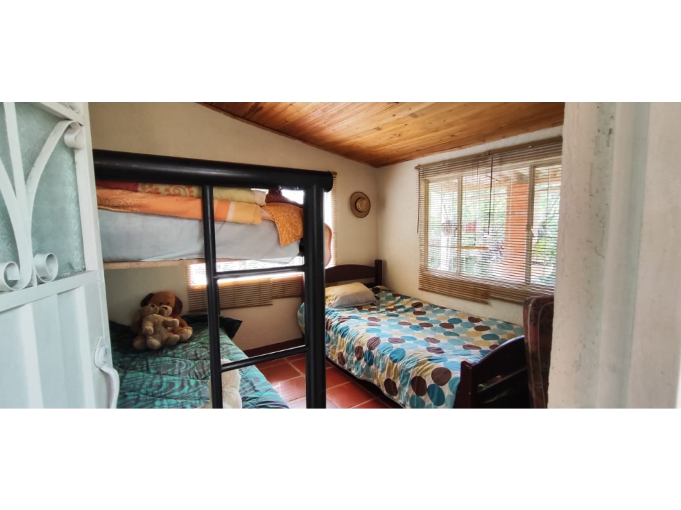 Venta de finca de 4.7 fanegadas en 550 mill en Tena Cund, COL — foto 6