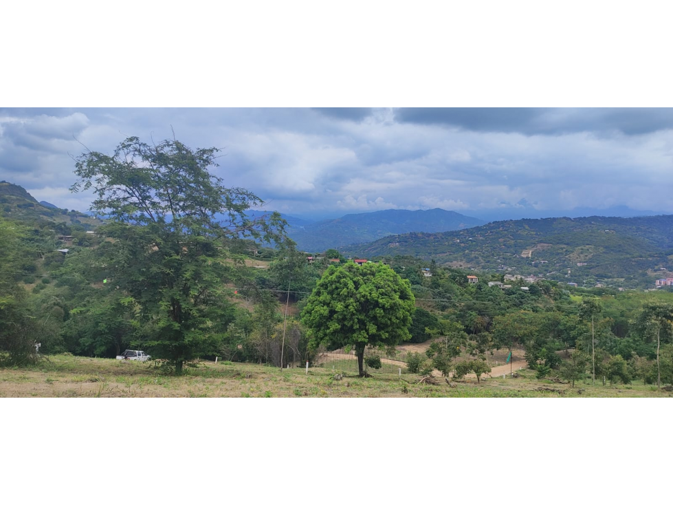 Venta de lote de 1999 M2 en 150 mill en San Joaquin, La Mesa Cund — foto 6