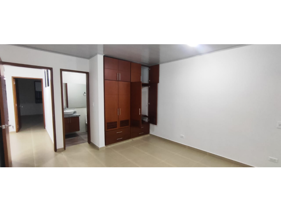 Estrena casa en La Mesa Cund, área de 200 M2 en 530 MILL — foto 5