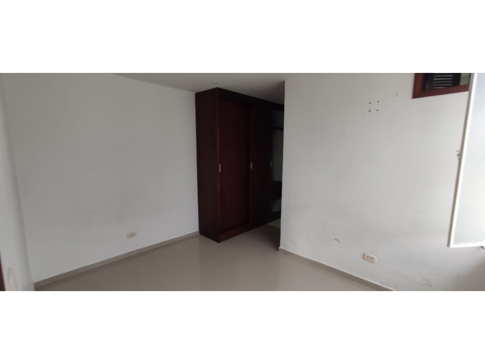 Se vende casa urbana de 170 M2 aprox, en 390 mill en La Mesa Cund, COL — foto 4