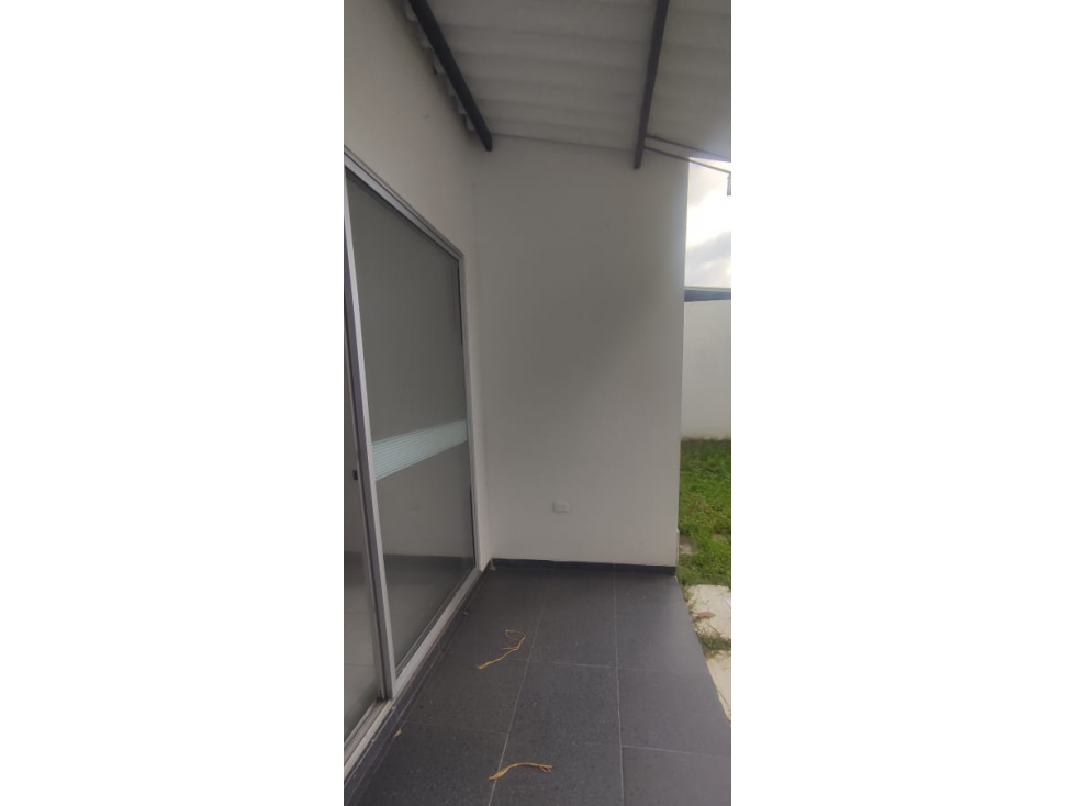 Casalote en conjunto de 450 M2 en 595 mill en La Mesa Cund, COL — foto 6