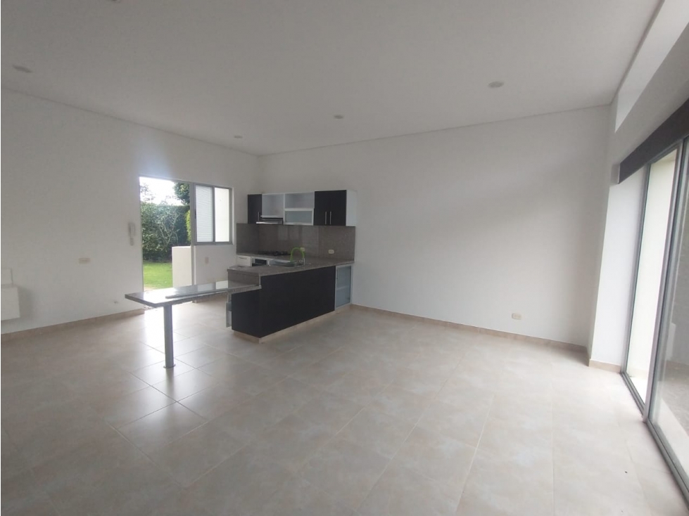 Casa campestre en Conjunto de 247 M2 en La Mesa Cund, en 610 mill — foto 2