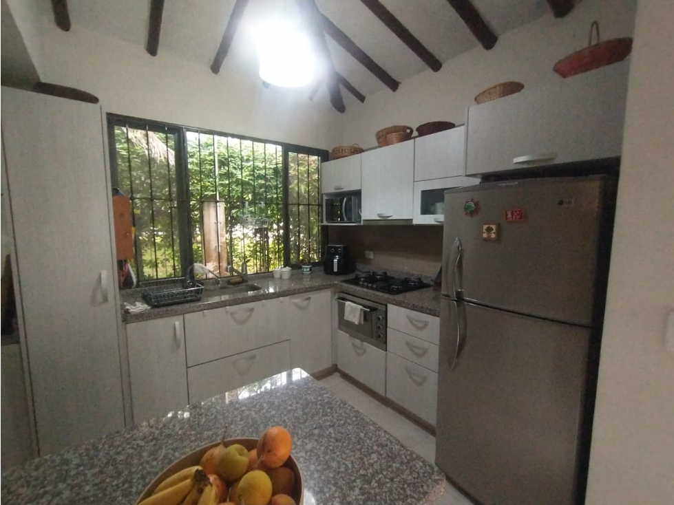 Se vende casa campestre de 280 M2 en 650 mill en La Mesa Cund, COL. — foto 5