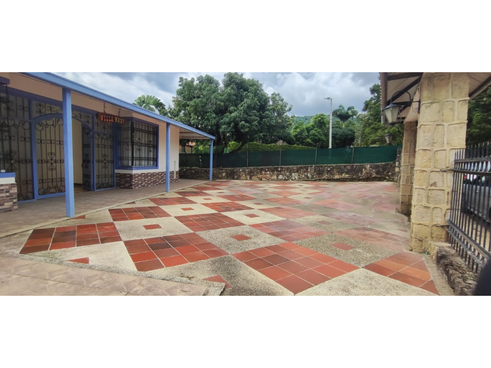 Casalote de 490 M2 en 349 mill en San Javier insp de La Mesa Cund