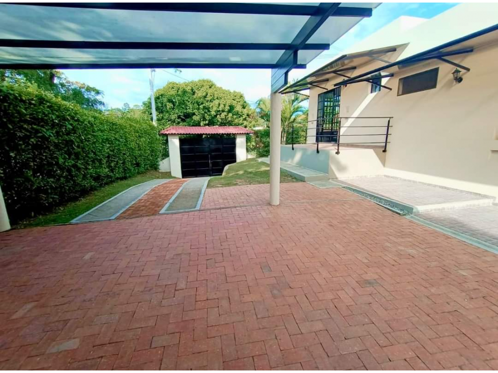 VENTA DE CASA CAMPESTRE DE 1100 M2 EN 650 MILL EN LA MESA CUND