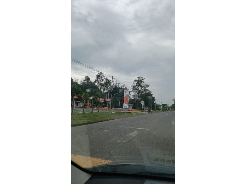 ARRIENDO LOCAL COMERCIAL EN PUERTAS DEL SOL JAMUNDI - 5