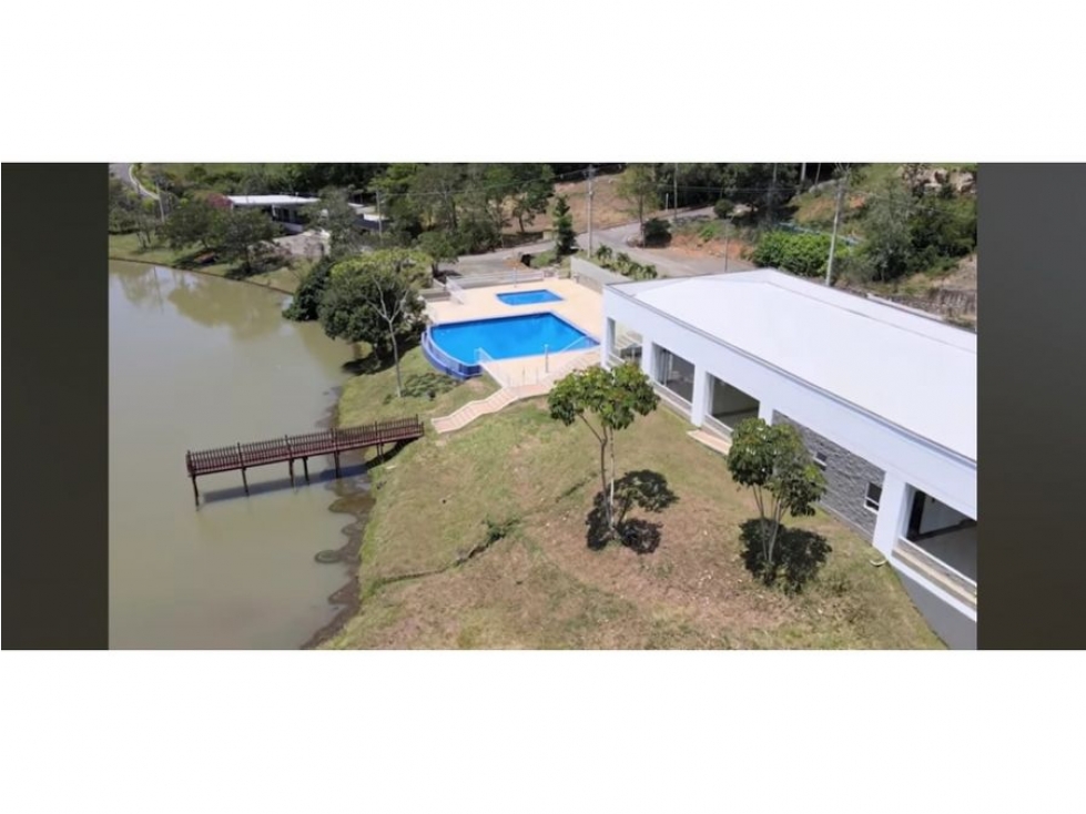 VENDO LOTE CON CASA EN CONSTRUCCION EN RESERVA DE RIO CLARO, JAMUNDI - 1