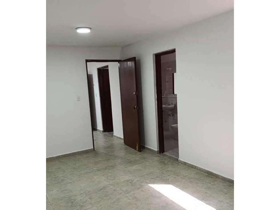 VENDO CASA COMERCIAL CON LOCALES, SANTA MONICA, CALI — foto 2
