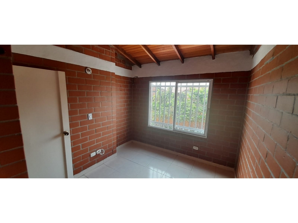 ARRIENDO CASA EN CONDADOS DEL SUR JAMUNDI — foto 3