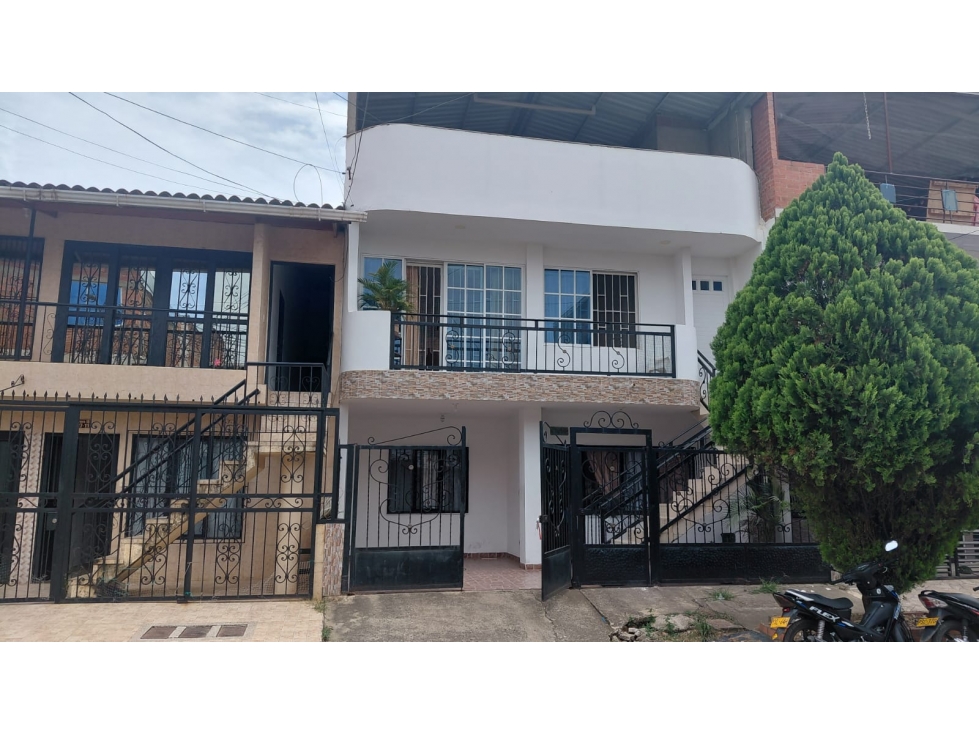 VENTA CASA BIFAMILIAR BARRIO LA PRADERA - JAMUNDI