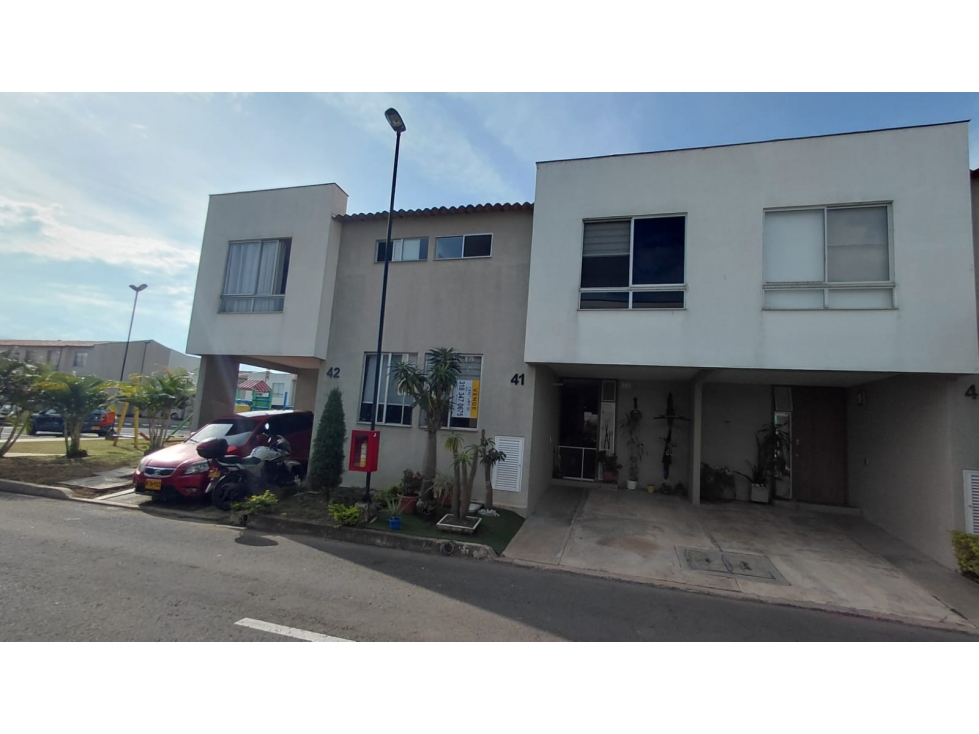 VENDO CASA EN CONJUNTO JILGUERO CIUDAD COUNTRY, JAMUNDI — foto 2
