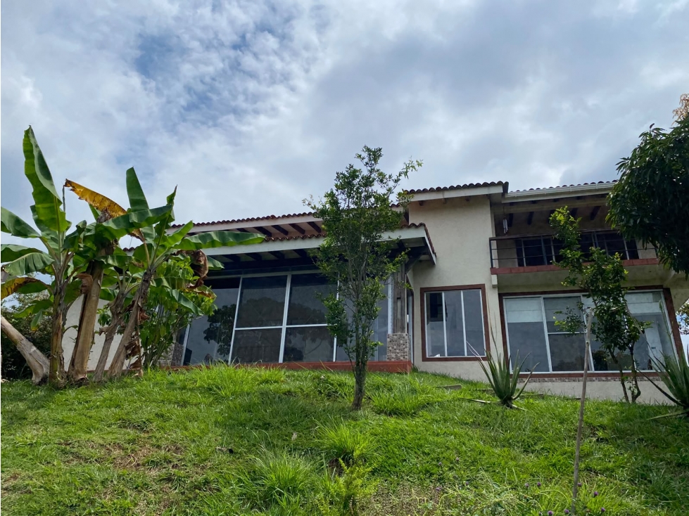 VENDO CASA CAMPESTRE, HDAS DE POTRERITO, JAMUNDI