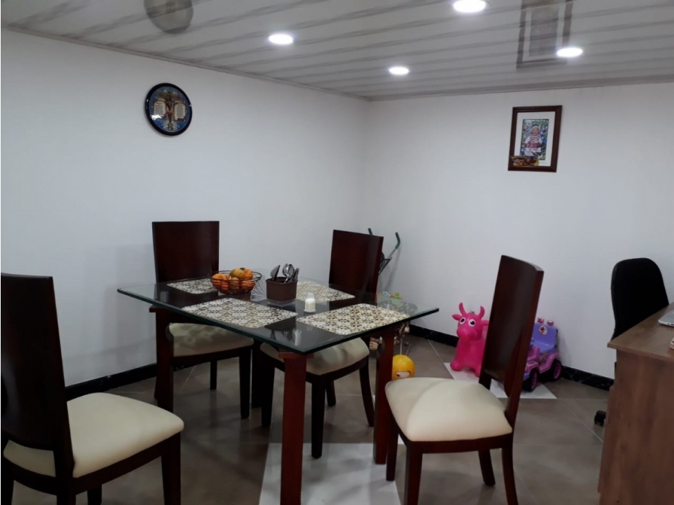 VENDE CASA AMPLIA BARRIO ROMA — foto 6