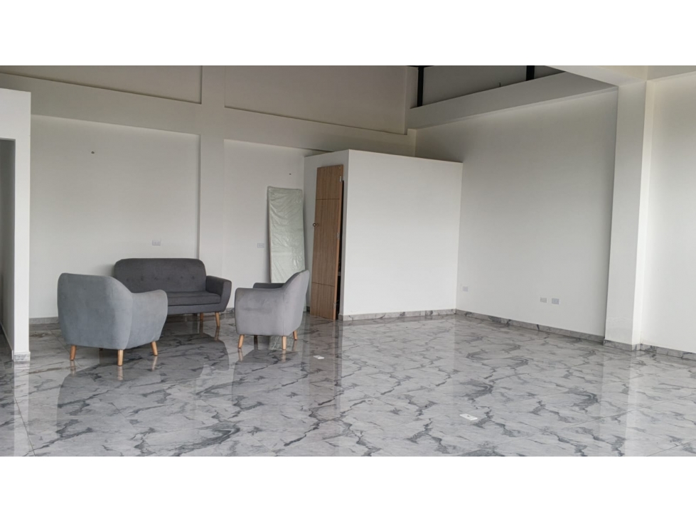ARRIENDO LOCAL COMERCIAL EN PUERTAS DEL SOL JAMUNDI - 3