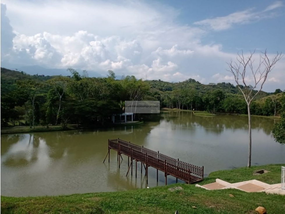 VENDO LOTE CON CASA EN CONSTRUCCION EN RESERVA DE RIO CLARO, JAMUNDI - 4
