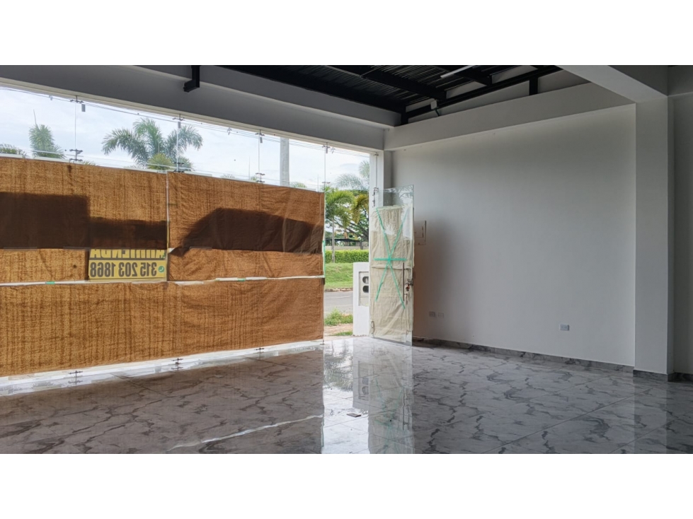 ARRIENDO LOCAL COMERCIAL EN PUERTAS DEL SOL JAMUNDI - 4