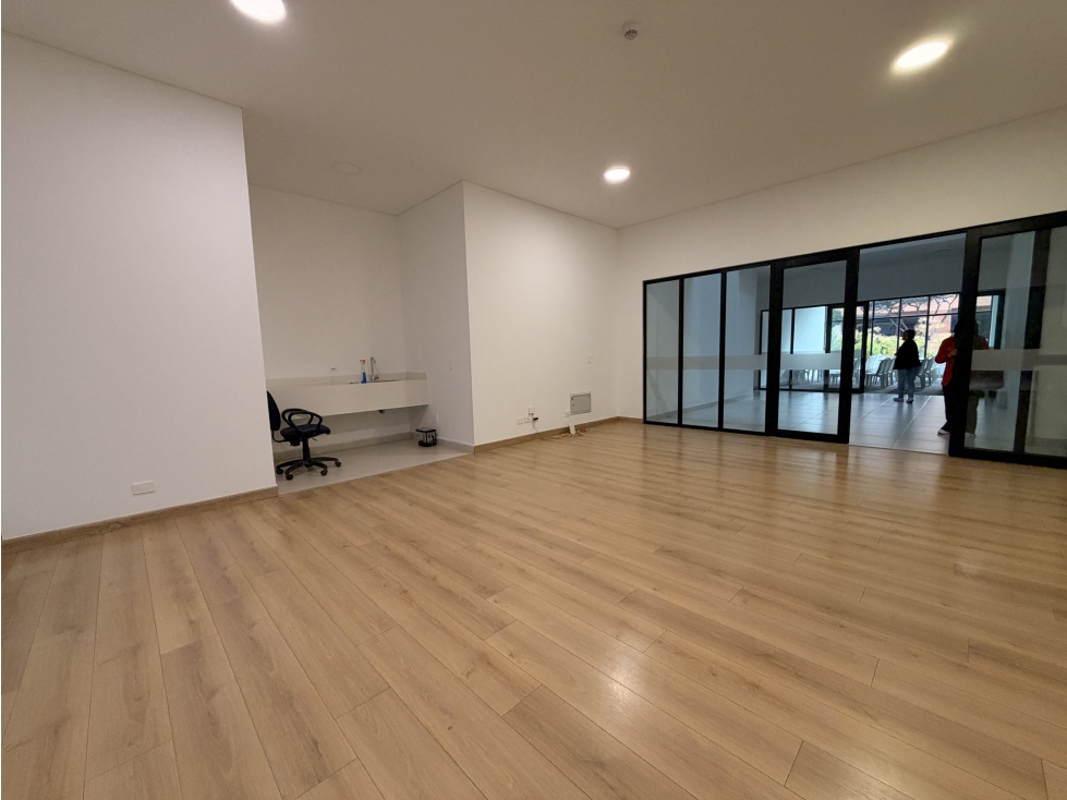 VENDO APARTAESTUDIO EDIFICIO EQUILIBRIO, STA BARBARA OCC, BOGOTA — foto 3