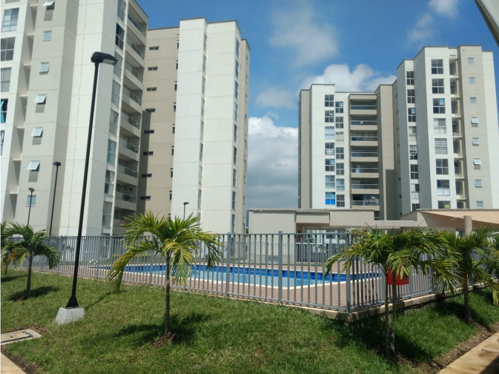 ARRIENDO APARTAMENTO AMOBLADO PALMERAS DE VERDE ALFAGUARA, JAMUNDI — foto 2
