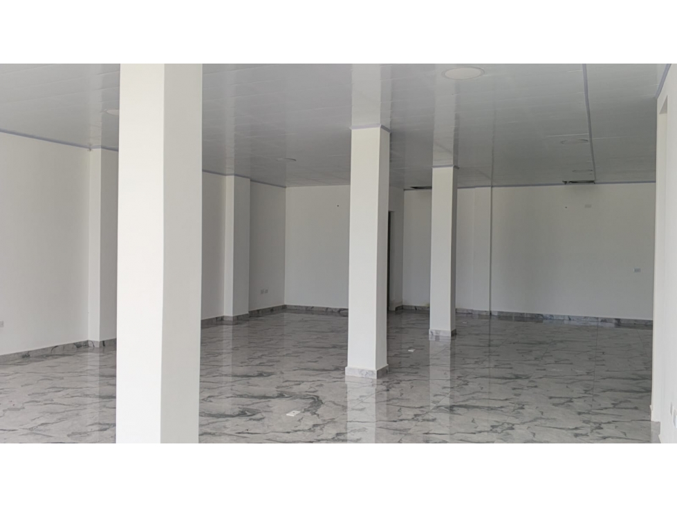 ARRIENDO LOCAL COMERCIAL EN PUERTAS DEL SOL JAMUNDI - 4