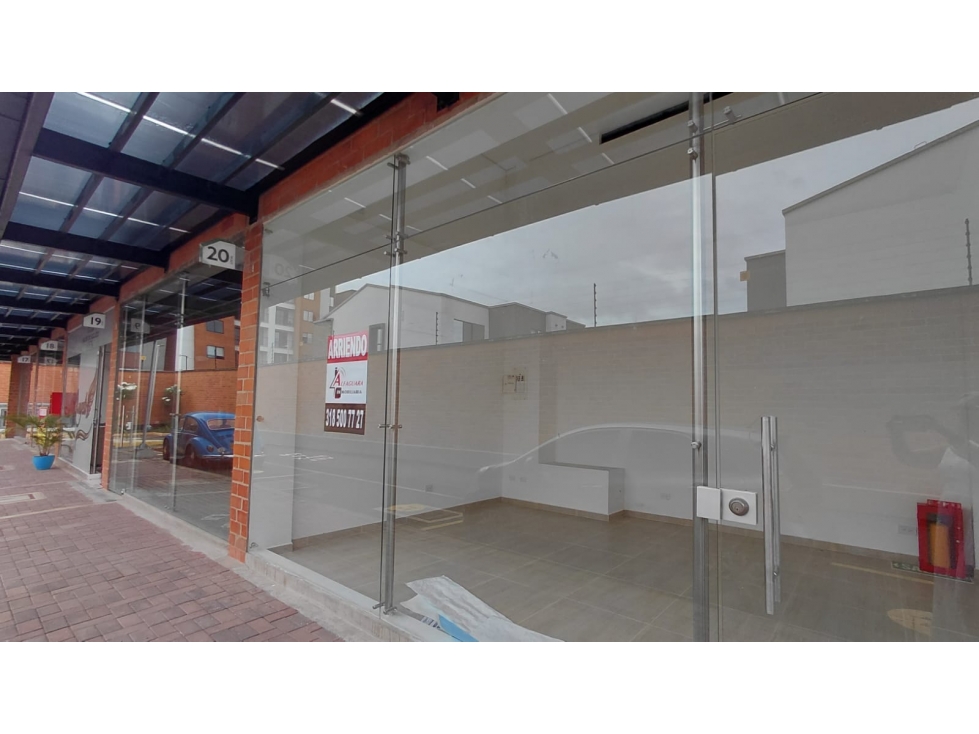 ARRIENDA LOCAL PLAZA AIRONE LOCAL 21 - PARQUE NATURA - JAMUNDI - 2