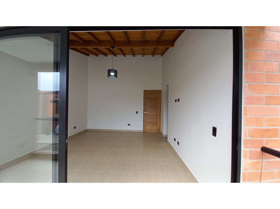 Venta de casa en exclusivo sector de San Antonio, Rionegro — foto 5