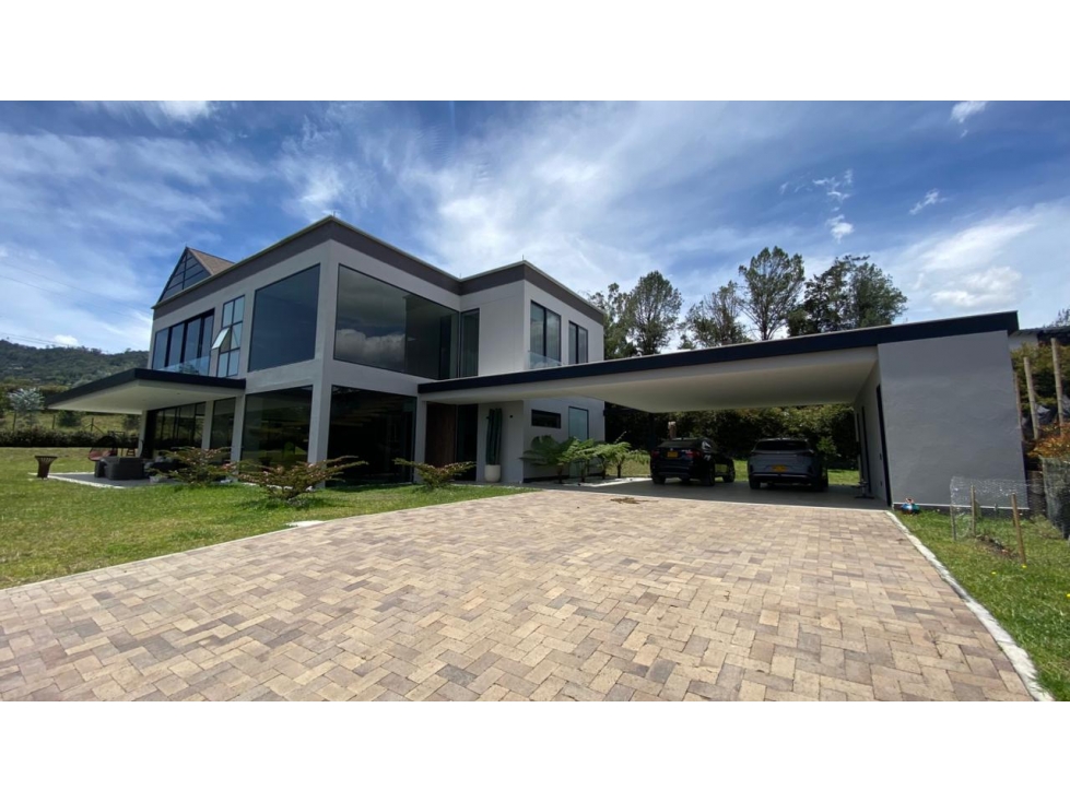 Venta de casas campestres en Llanogrande sector Capiro