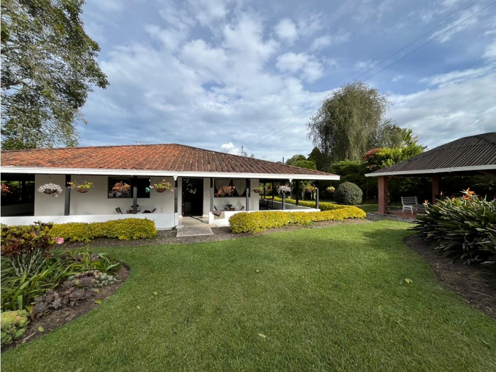 Venta de Casa campestre en Llanogrande