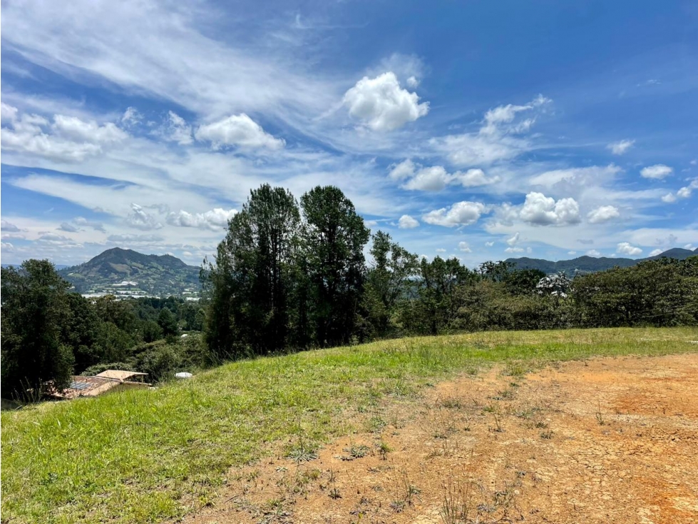 Venta de lote Via La Ceja La Union