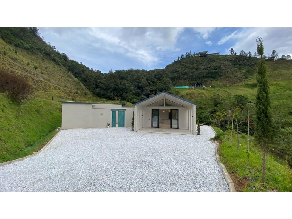 venta de casa campestre en El Retiro Antioquia