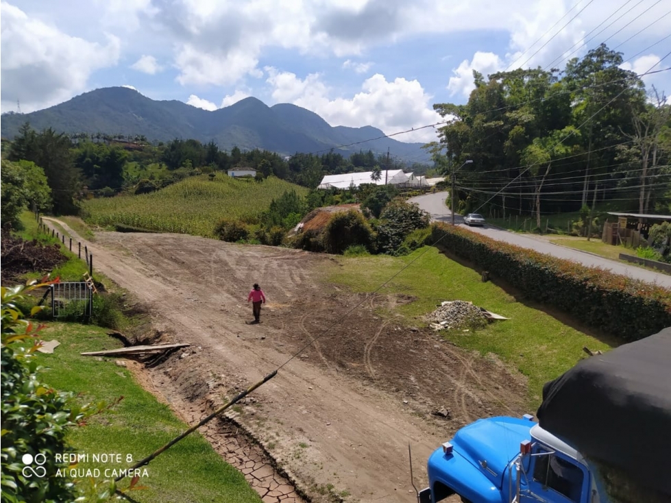 Venta de lote en la vía El Canadá - La Ceja