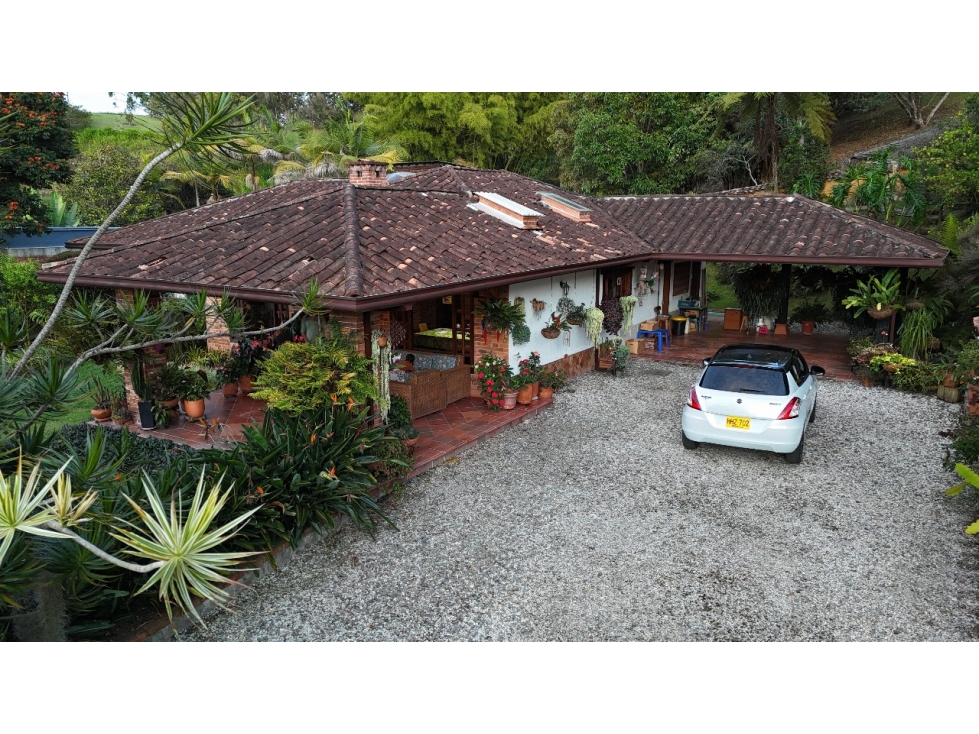 Venta Casa finca en Llanogrande, Vereda Cabeceras Rionegro