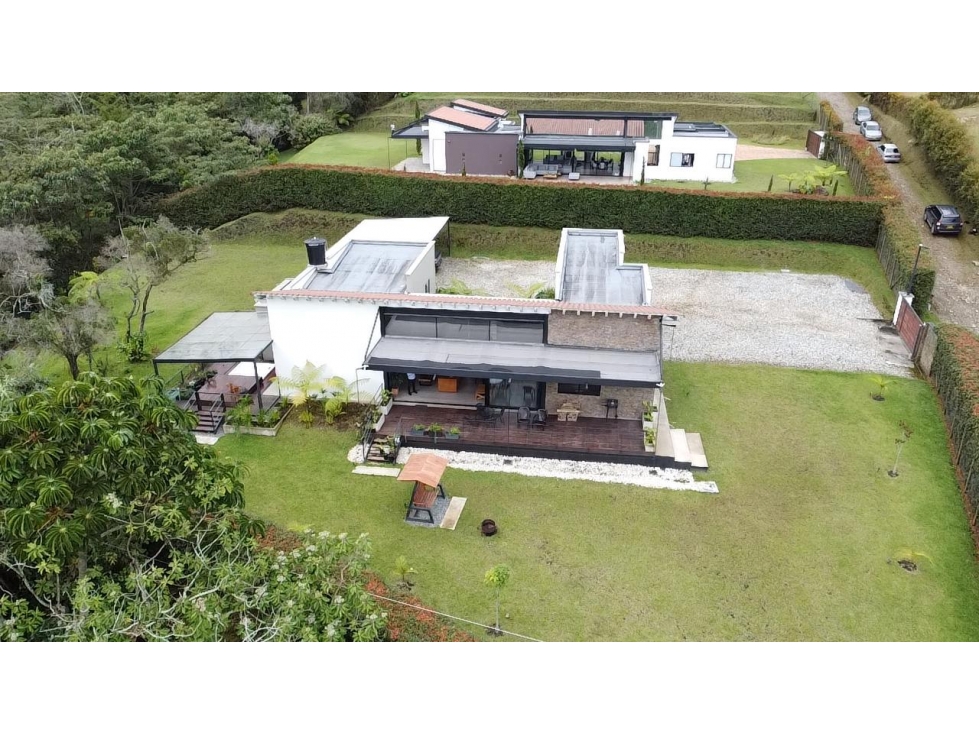 Venta de casa campestre en el Carmen de Viboral