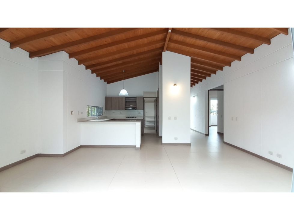 Venta de casa en unidad cerrada de El Retiro, Antioquia — foto 3