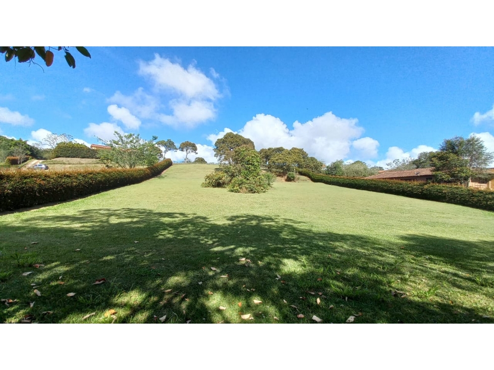 Venta de lote en exclusiva parcelación de Llanogrande, Rionegro. — foto 2