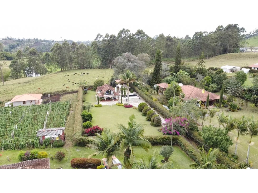 Se vende finca Ríonegro 2000mts