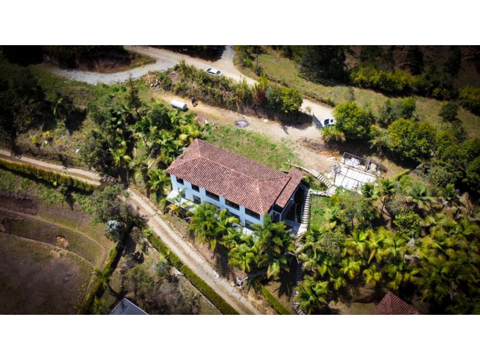 Venta de finca tipo aparta hotel en Rionegro Antioquia — foto 2