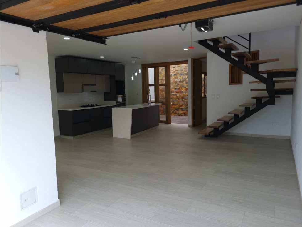 Venta de casa en exclusiva zona de La Ceja, Antioquia