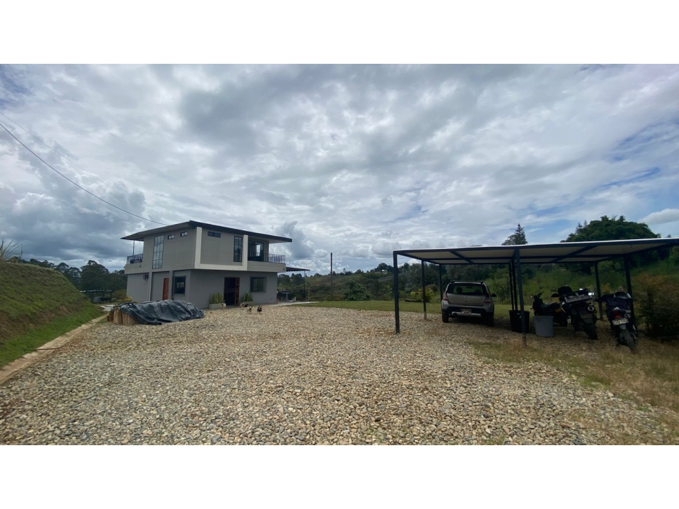 Venta de casa finca en Marinilla — foto 2