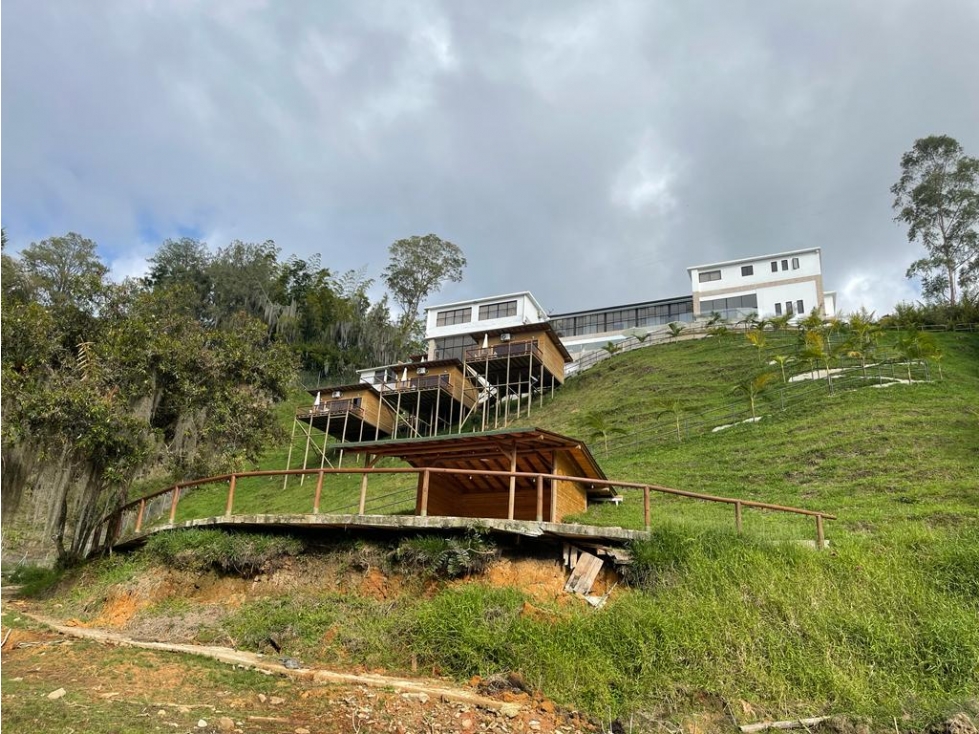Venta de hotel en El Peñol Antioquia - 2