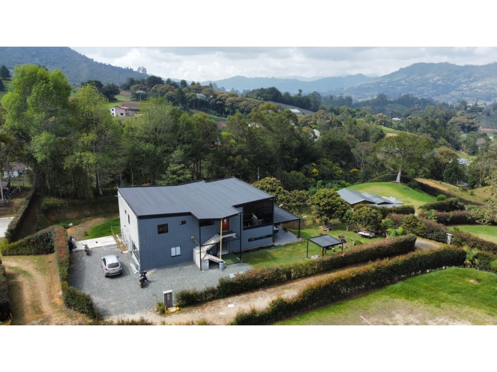 Venta de casa lote en unidad cerrada de El Carmen, Antioquia — foto 3