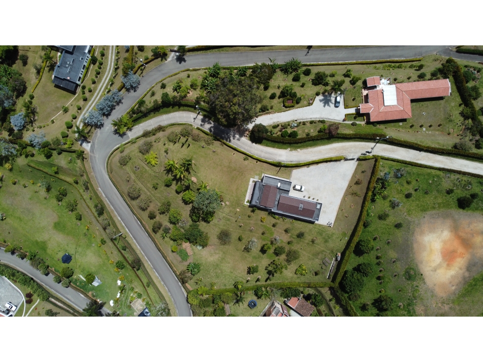 Venta de casa en parcelación de San Antonio de Pereira — foto 3