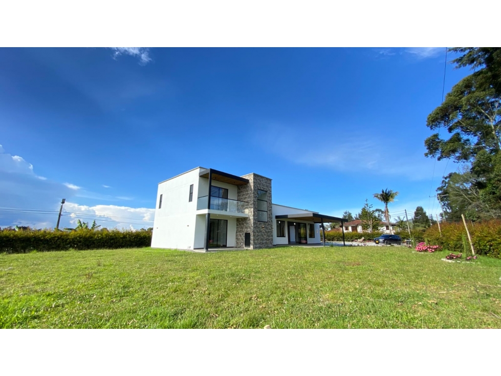 Venta de casa en El Carmen de Viboral, Antioquia — foto 2